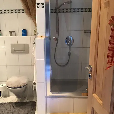 Doppelzimmer Mit Terrasse Zum Garten, Ruhig, Weinbergsblick, Zusätzliches Kinderzimmer Anbei Möglich *