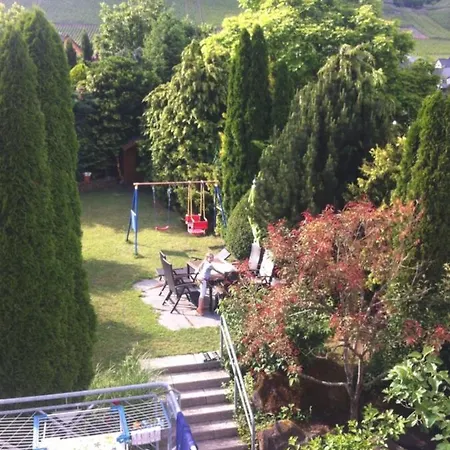 2 Doppelzimmer Mit Terrasse Zum Garten, Ruhig, Weinbergsblick, Zusaetzliches Kinderzimmer Anbei Moeglich