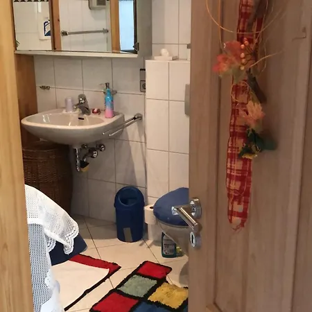 Doppelzimmer Mit Terrasse Zum Garten, Ruhig, Weinbergsblick, Zusaetzliches Kinderzimmer Anbei Moeglich Ubytování v soukromí *