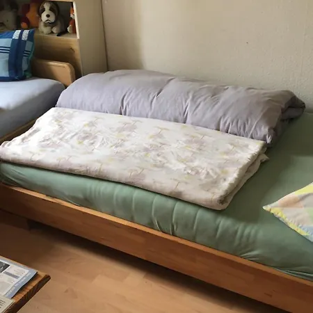 Ubytování v soukromí Doppelzimmer Mit Terrasse Zum Garten, Ruhig, Weinbergsblick, Zusaetzliches Kinderzimmer Anbei Moeglich Winningen