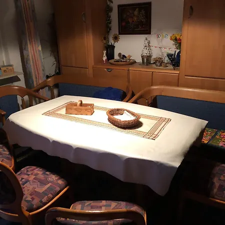 Doppelzimmer Mit Terrasse Zum Garten, Ruhig, Weinbergsblick, Zusaetzliches Kinderzimmer Anbei Moeglich Ubytování v soukromí